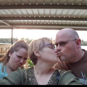 Meet your Posher, Connie